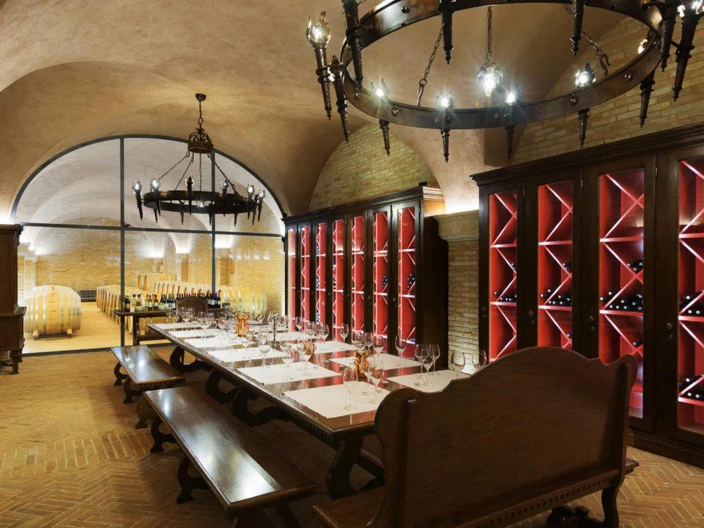 Poggio del Moro winery in Chianciano Terme, Italy