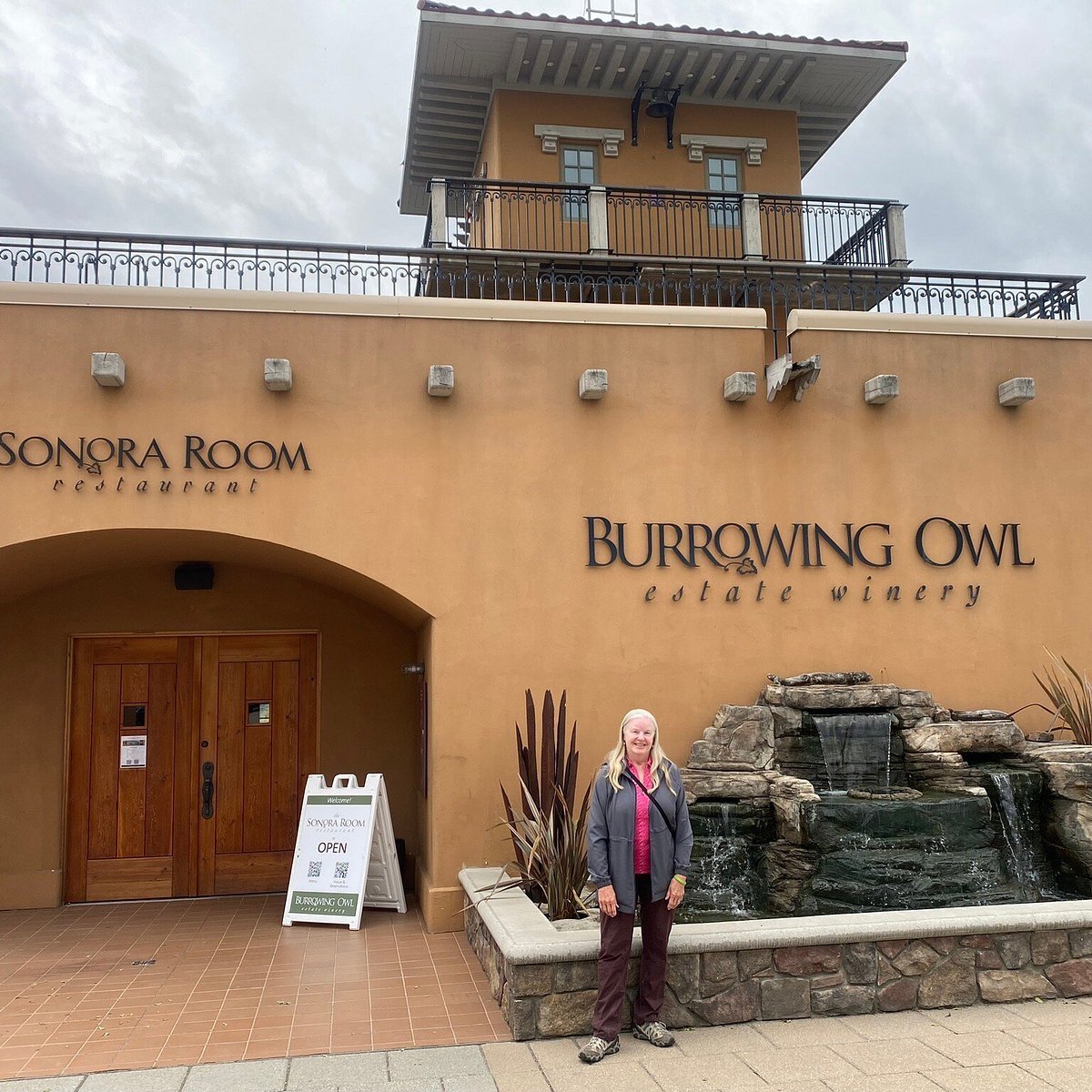 Burrowing Owl Winery Estate, Oliver, Canada