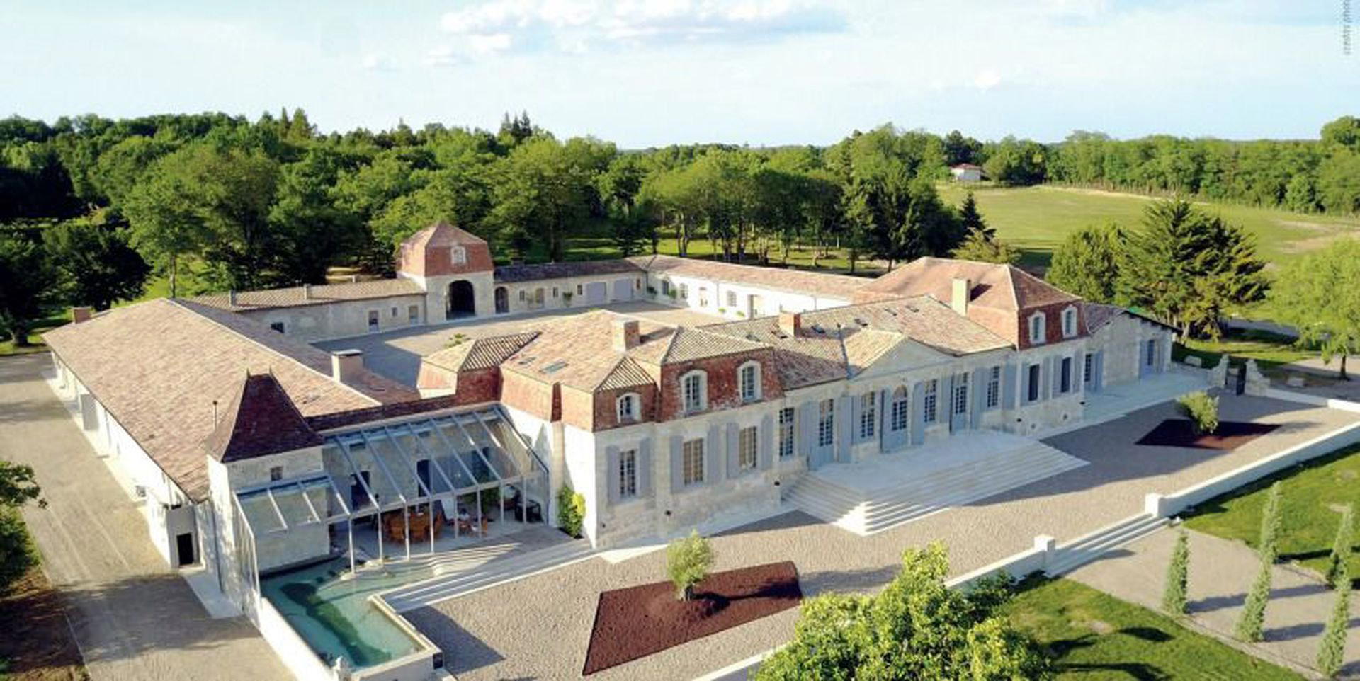 Château Prieuré Marquet, Saint Martin Du Bois, France