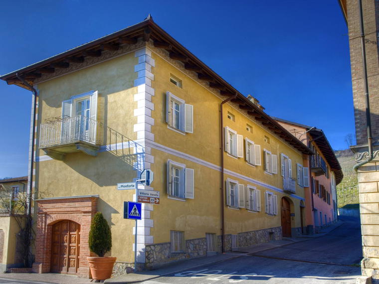 Azienda Agricola E. Pira E Figli, Barolo, Italy