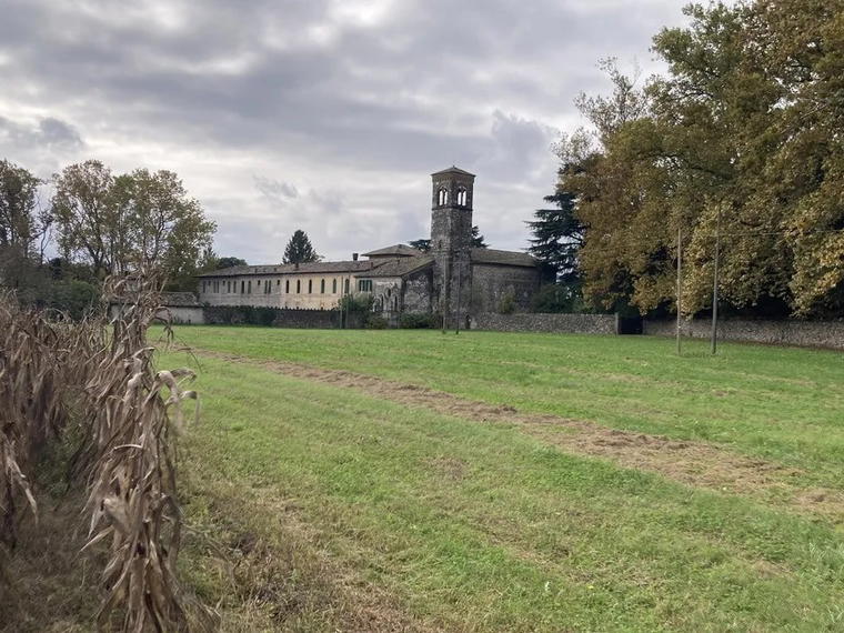 Castello di Berton, Vidor, Italy