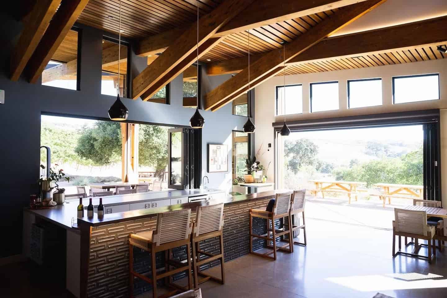 Sixmilebridge Vineyards, Winery in Paso Robles