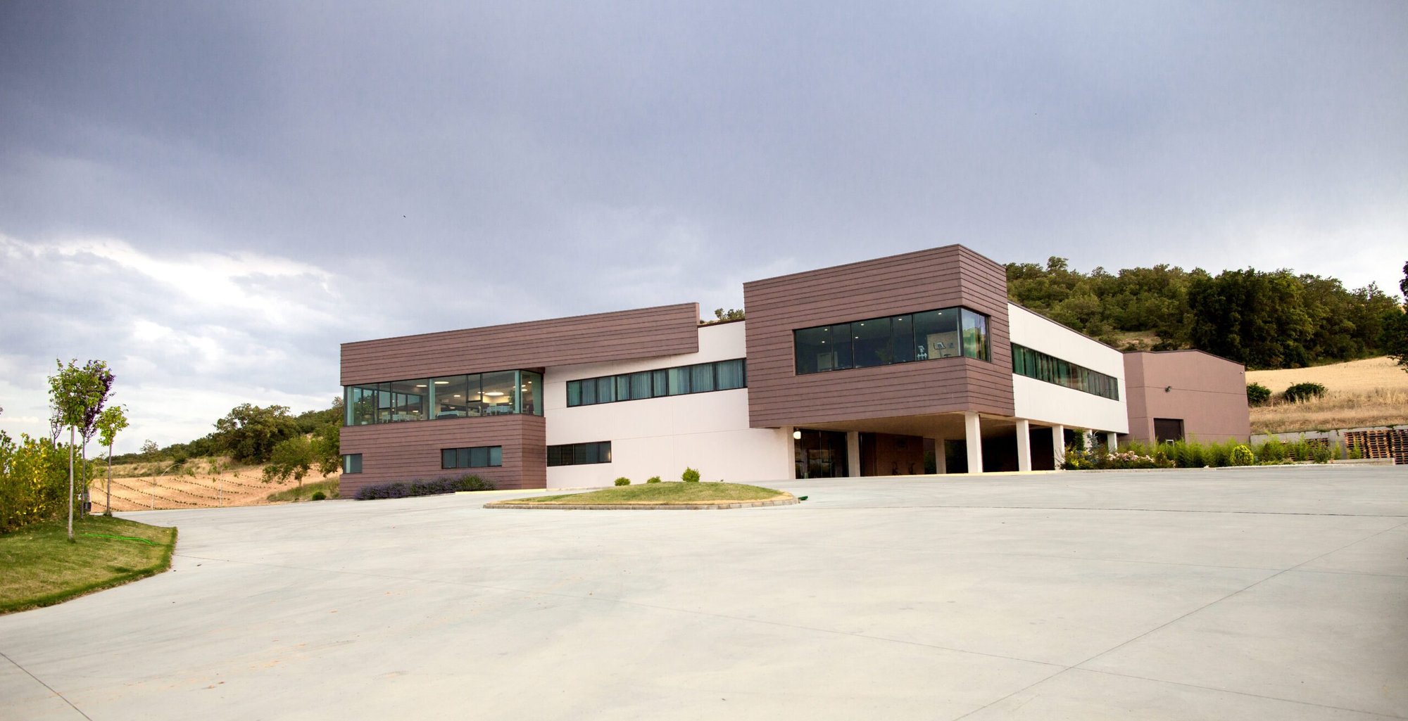Bodegas Traslascuestas, Valcavado De Roa, Spain