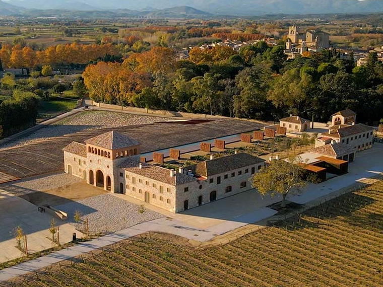 Bodegas Mas Alta, Viella Alta, Spain