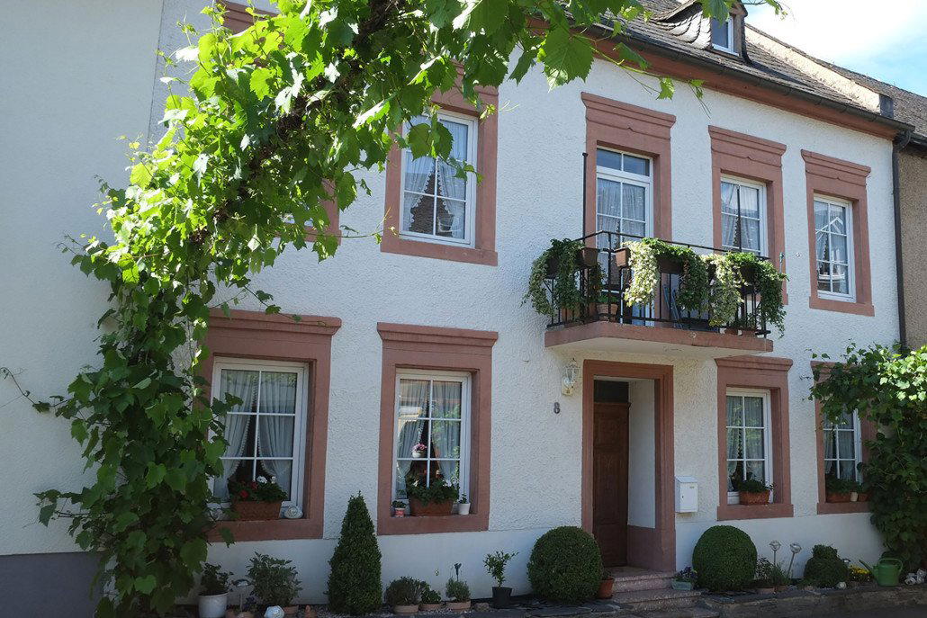 Weingut St. Nikolaus-Hof winery in Leiwen