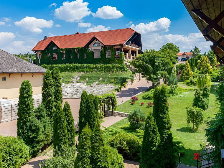 Château Vartely, Orhei, Moldova