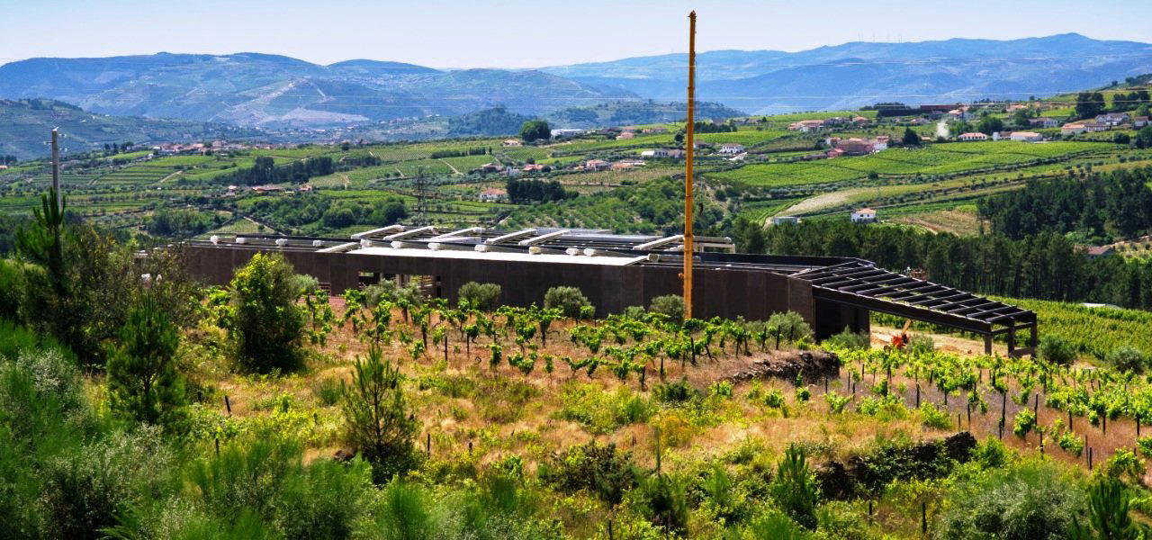 Lavradores de Feitoria winery in Sabrosa