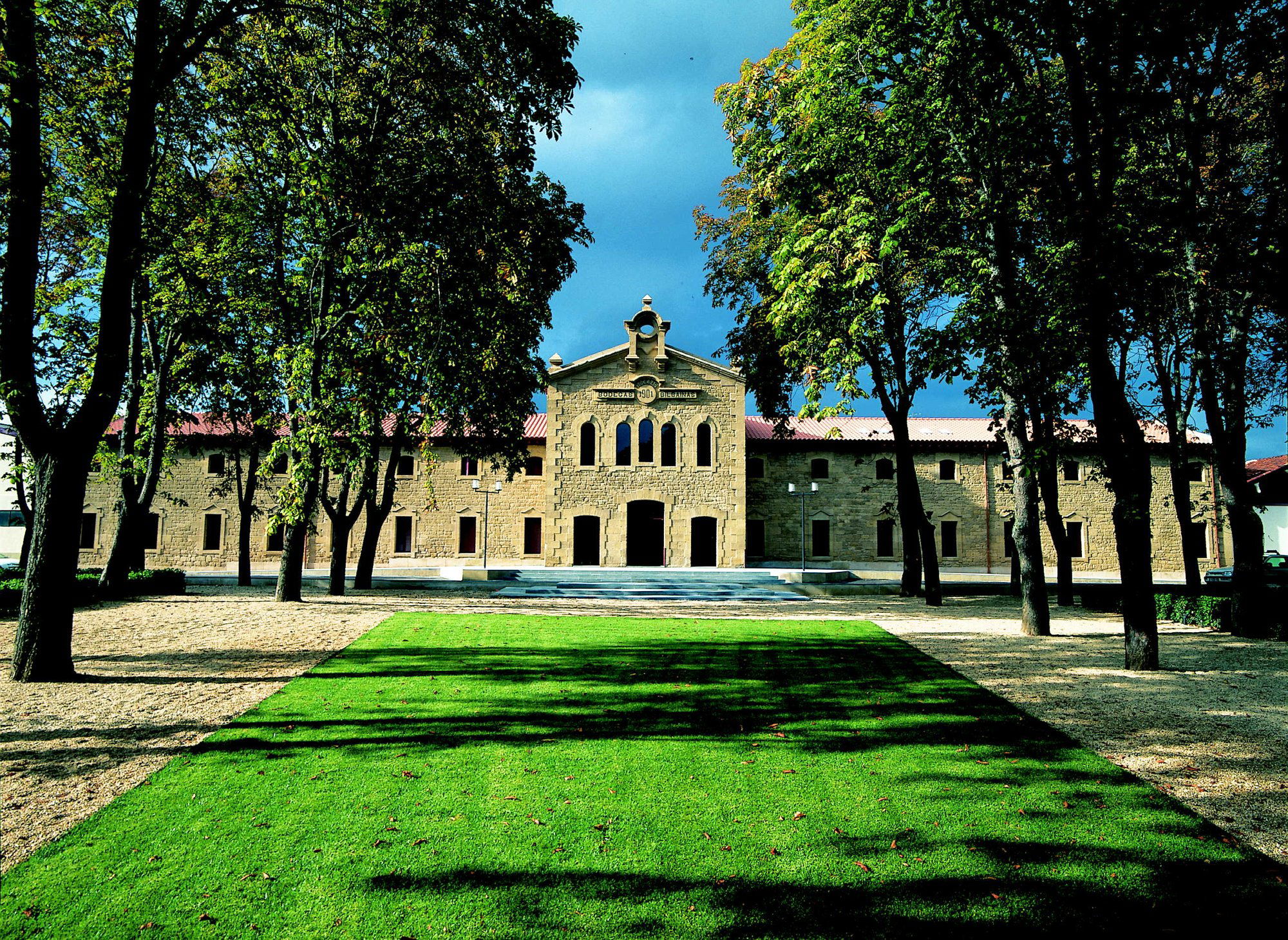 Bodegas Bilbainas, Winery in Haro