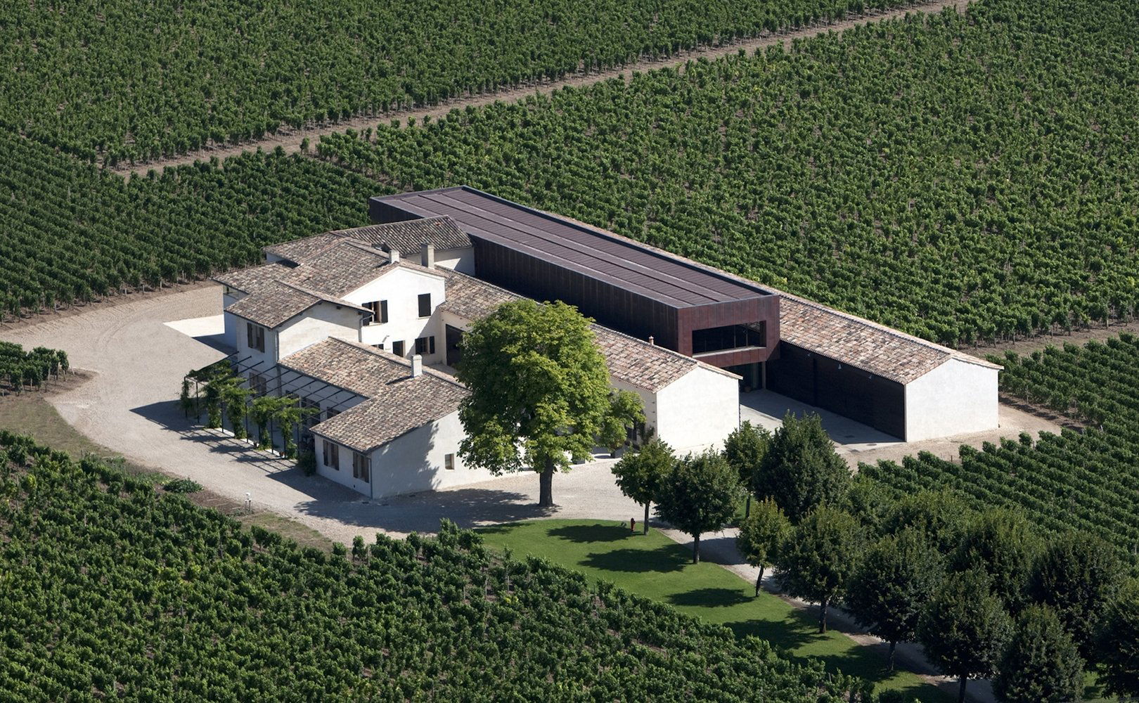 Château Petit-Village, Winery in Pomerol