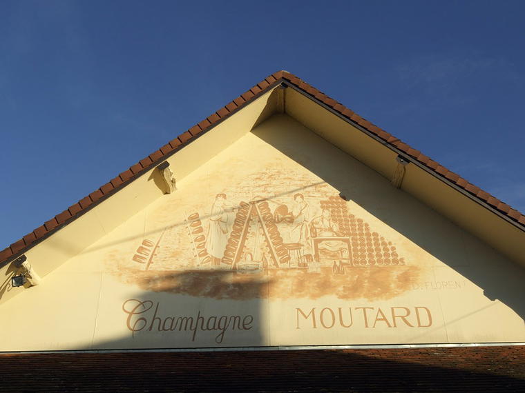 Champagne Moutard, Buxeuil, France