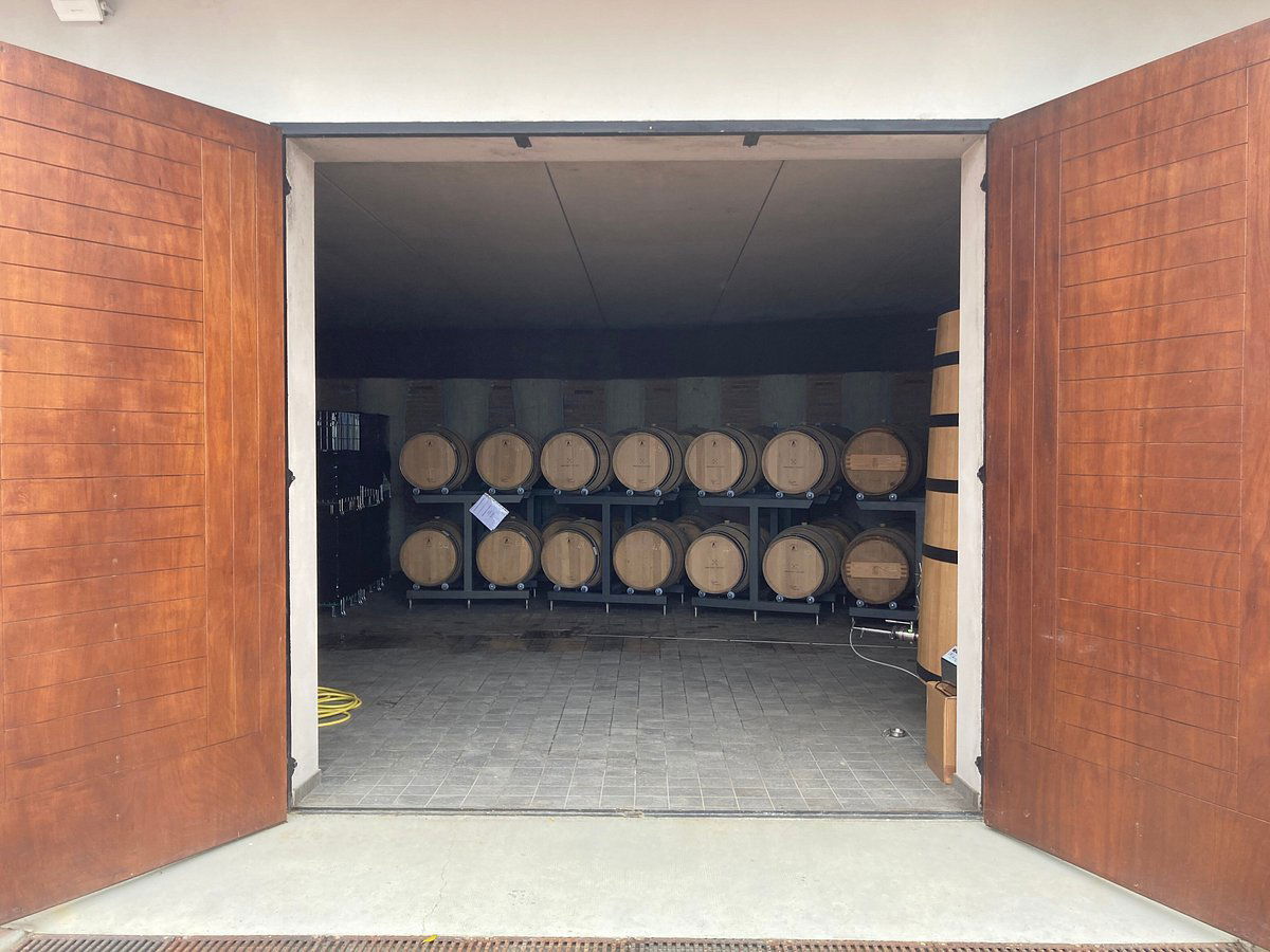 Carlo Giacosa, Winery in Barbaresco