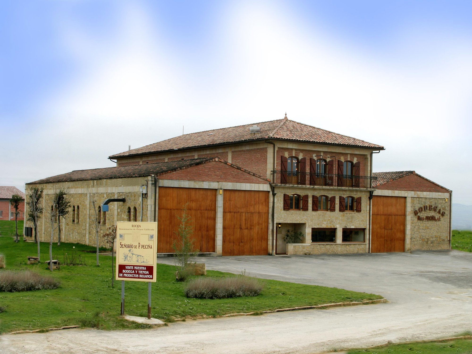 Bodegas Hermanos Peciña, Winery in San Vicente de la Sonsierra