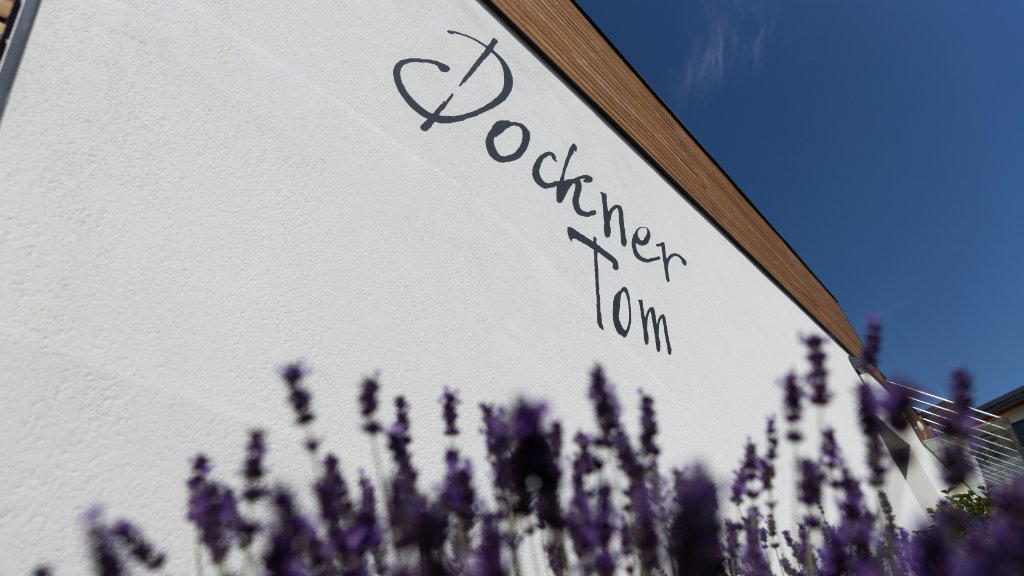 Weingut Tom Dockner winery in Theyern, Austria