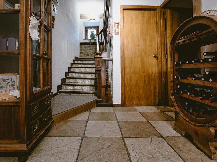 Bodegas Máximo Abete, San Martin De Unx, Spain