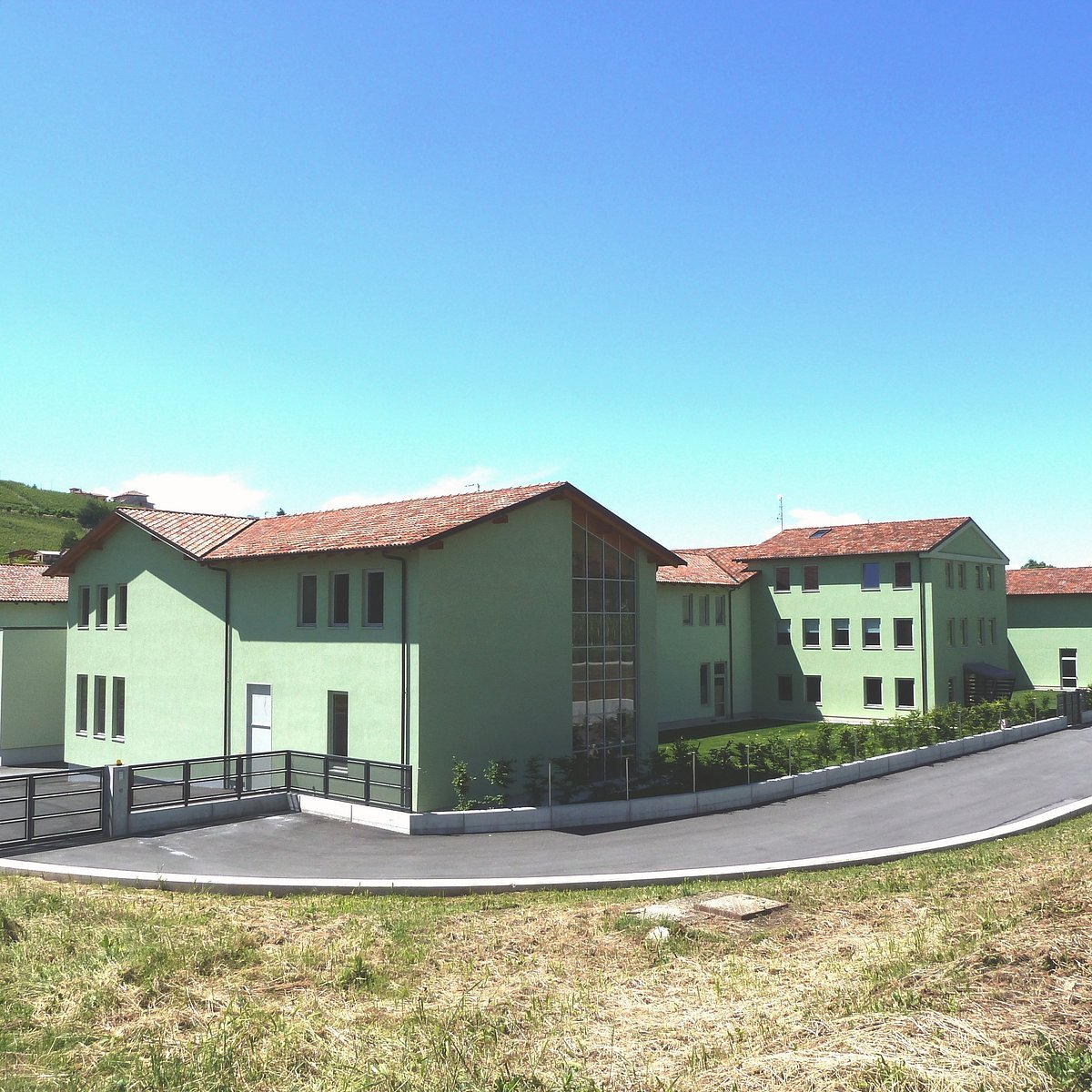 Azienda Agricola Tenuta Cucco, Serralunga d'Alba, Italy