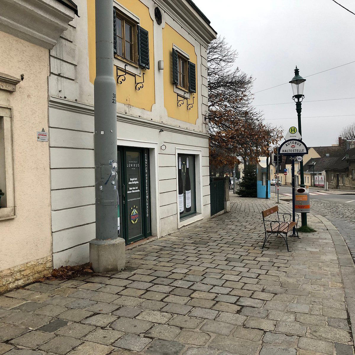 Bioweingut Lenikus winery in Vienna, Austria