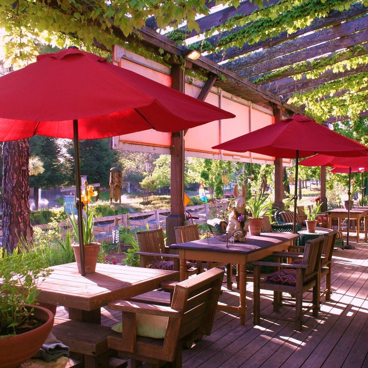 Jean Edwards Cellars