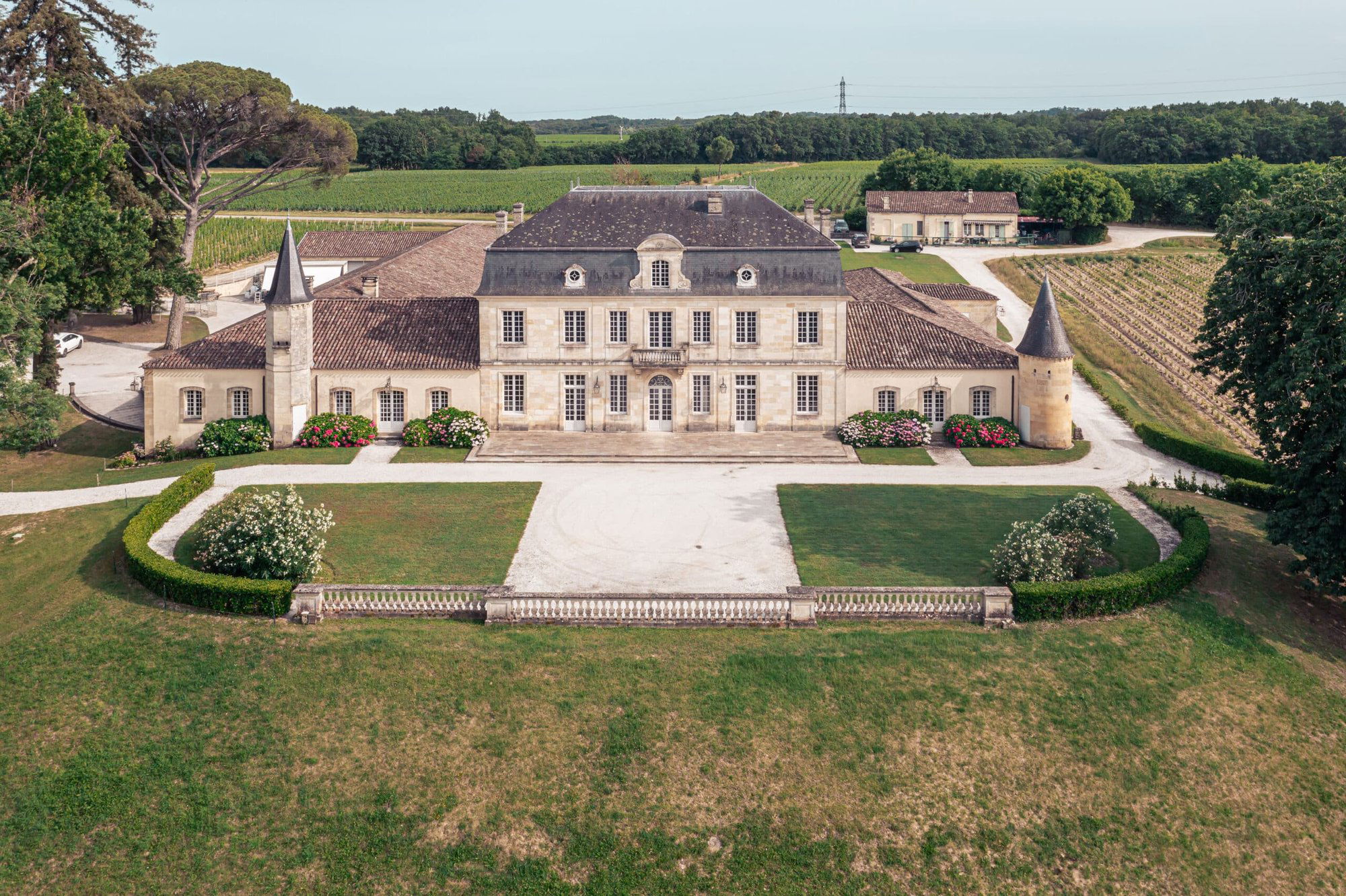 Château La Louvière, Winery in Léognan