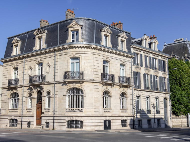 Champagne Barons de Rothschild, Reims, France