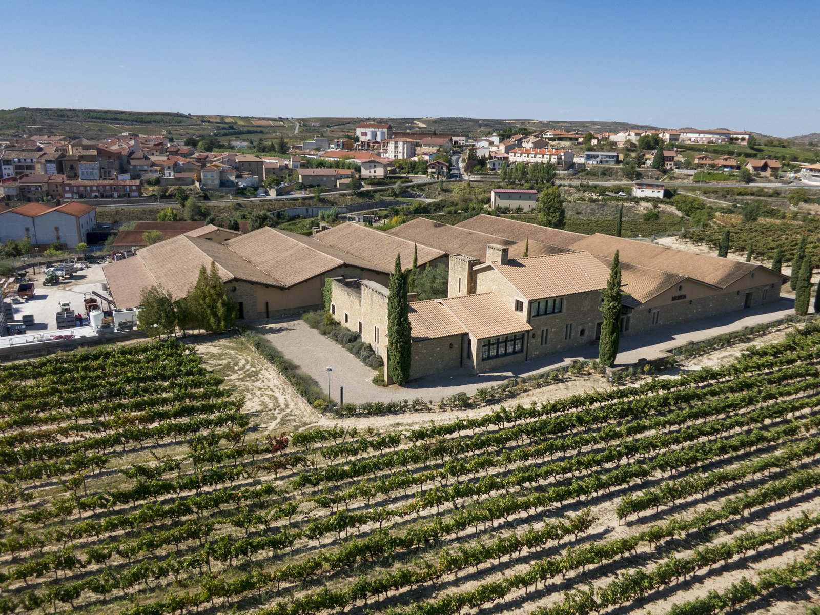 Bodegas Murua, Elciego, Spain
