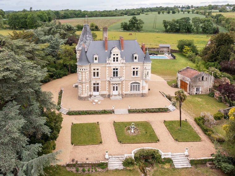 Château Beau Soleil, Pomerol, France