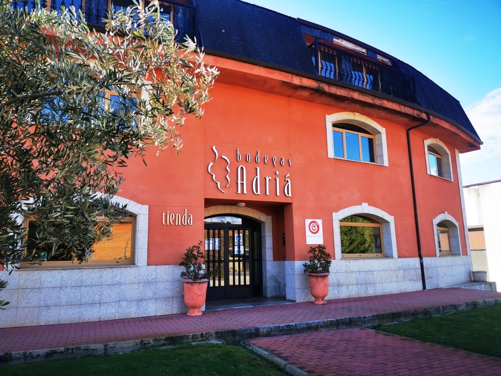 Bodegas Adriá, S.L.
