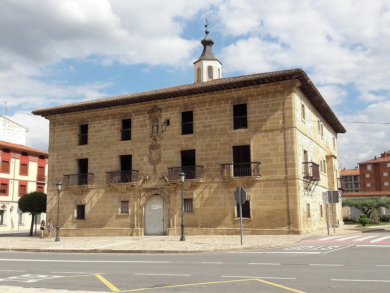 Bodegas Lan, Fuenmayor, Spain