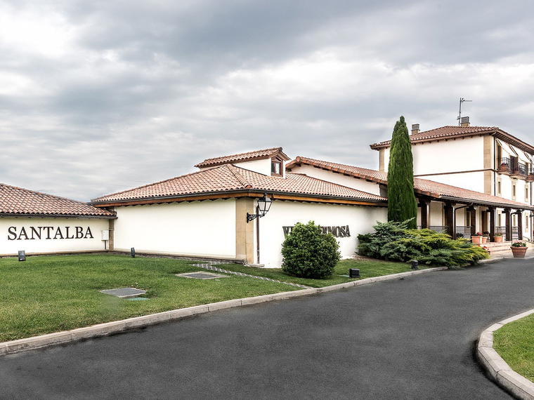Bodegas Santalba, Gimileo, Spain