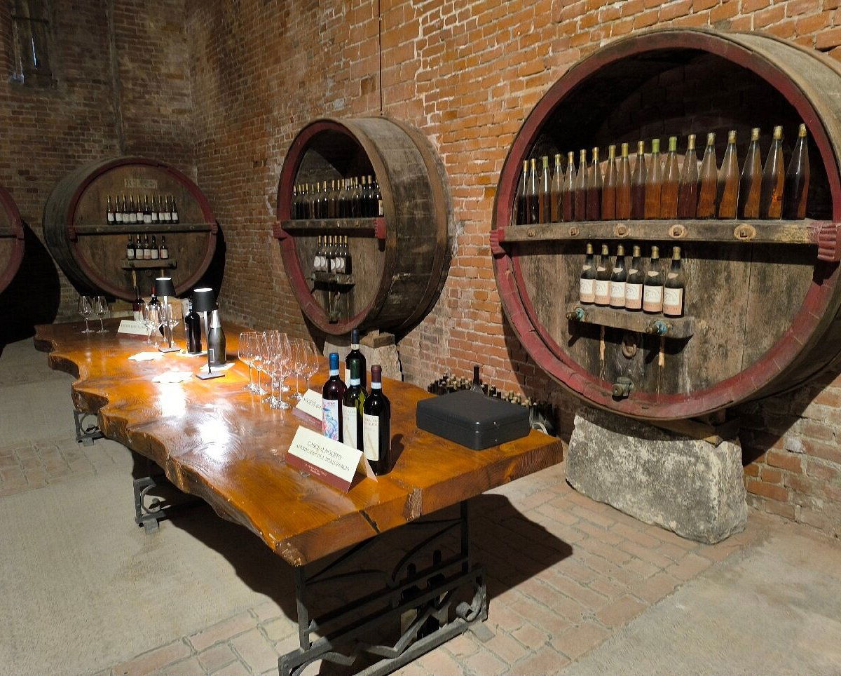 Castello di Uviglie, Winery in Rosignano Monferrato