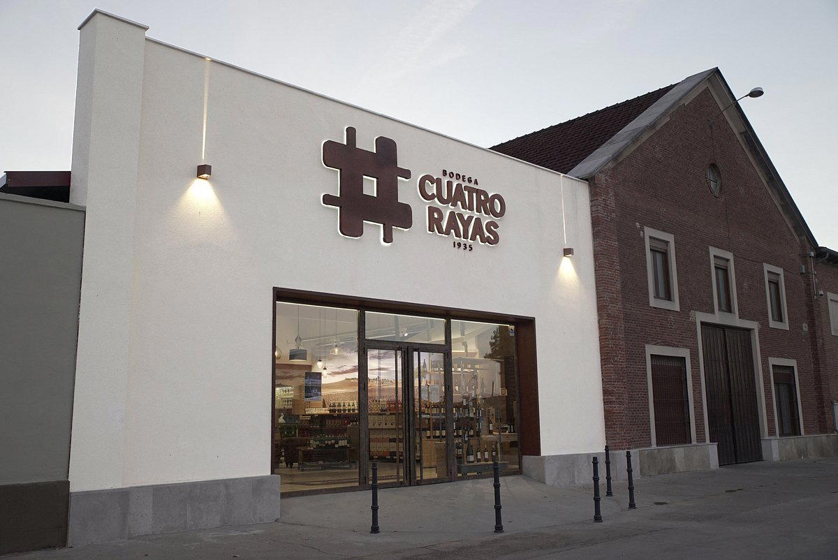 Bodega Cuatro Rayas winery in La Seca