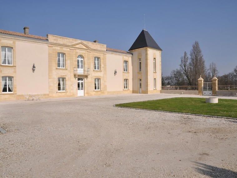 Chateau Haut-Moulin, Braud Et Saint Louis, France