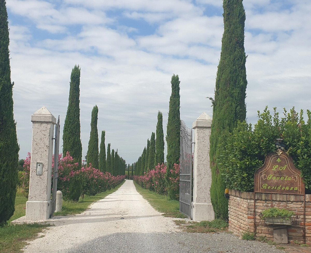Casello Bondoni winery in Desenzano del Garda