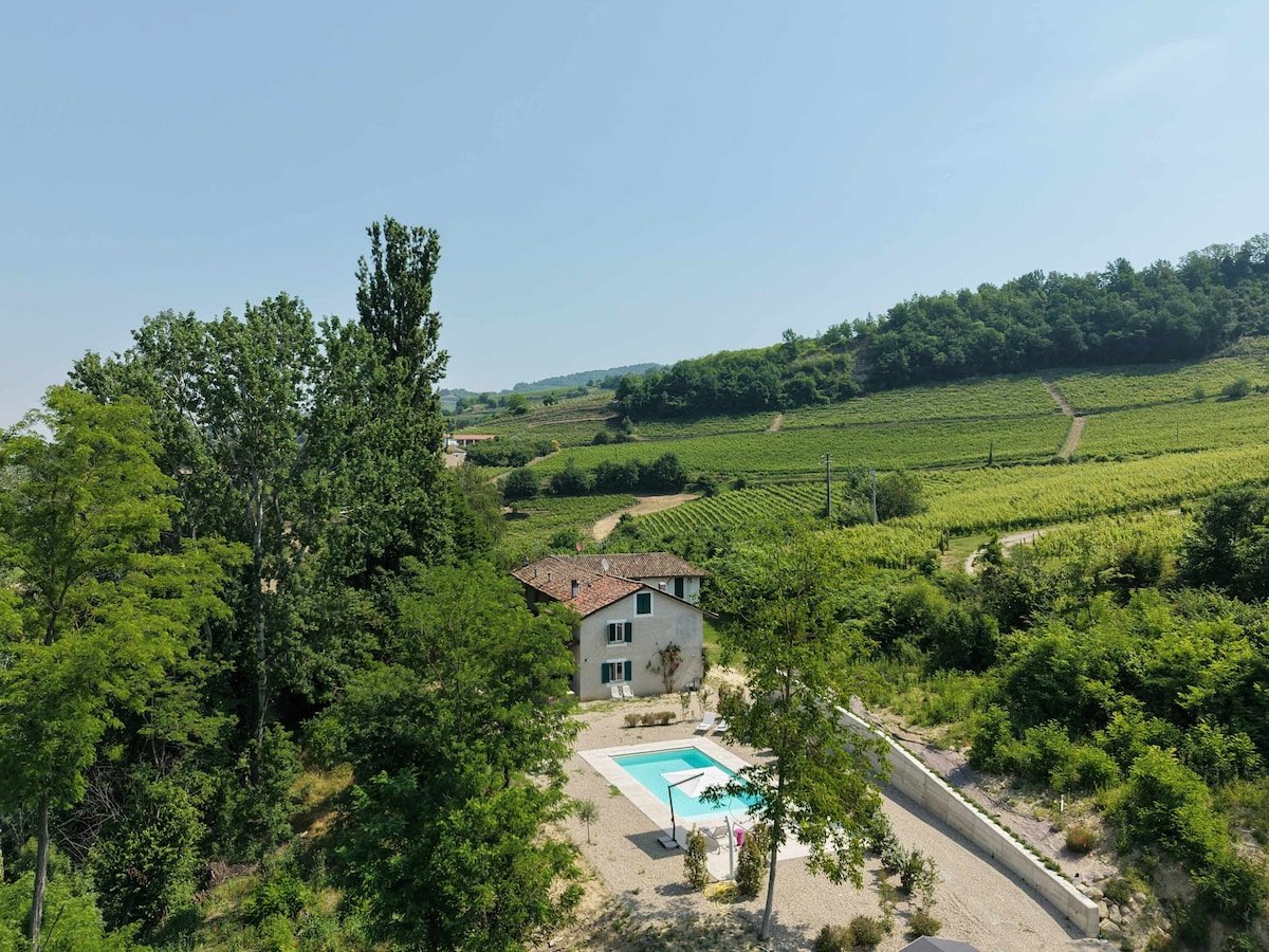 Bera, Neviglie, Italy