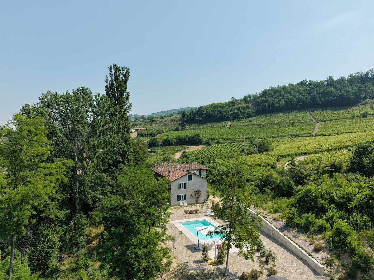 Bera, Winery in Neviglie