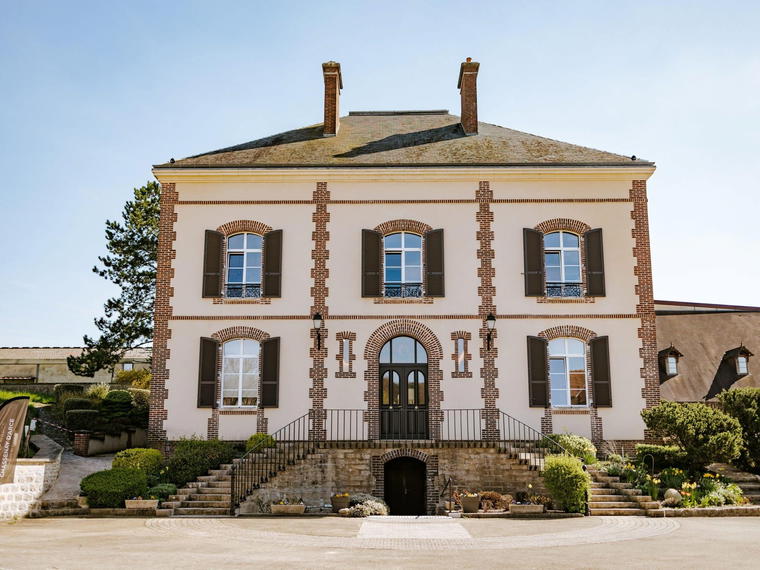 Chassenay d'Arce, Ville Sur Arce, France