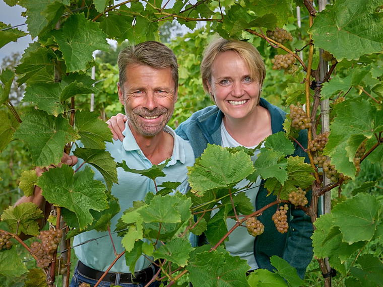 Bioweingut Roland und Karin Lenz, Uesslingen, Switzerland