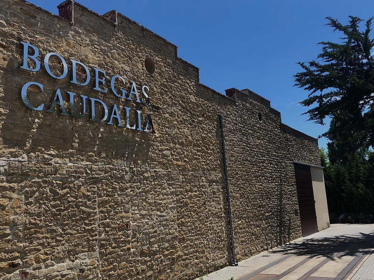 Bodegas Caudalia, Lerga, Spain