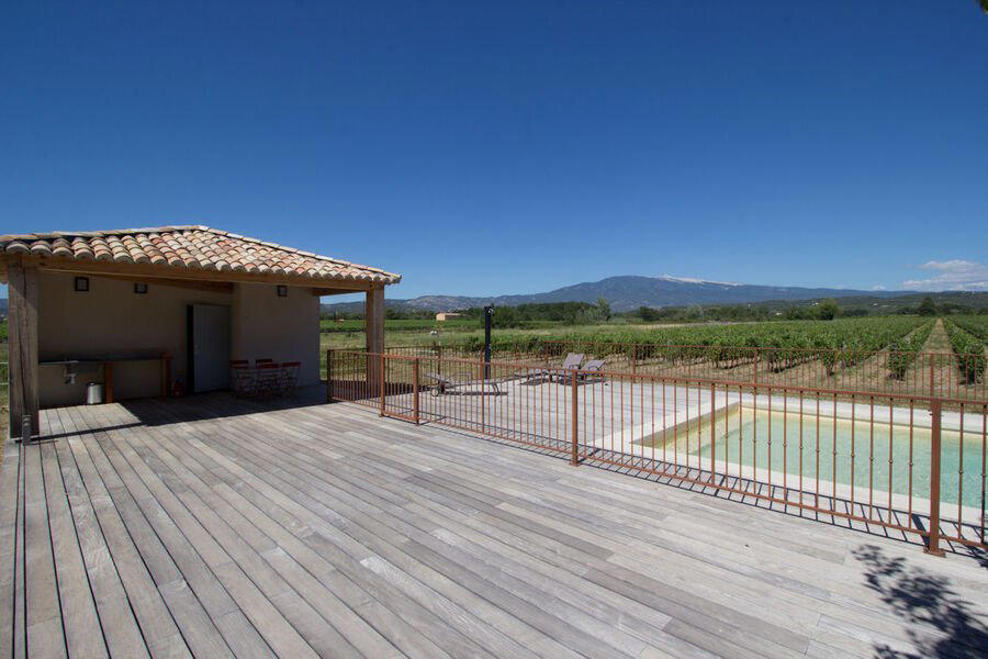Château La Croix des Pins winery in Mazan