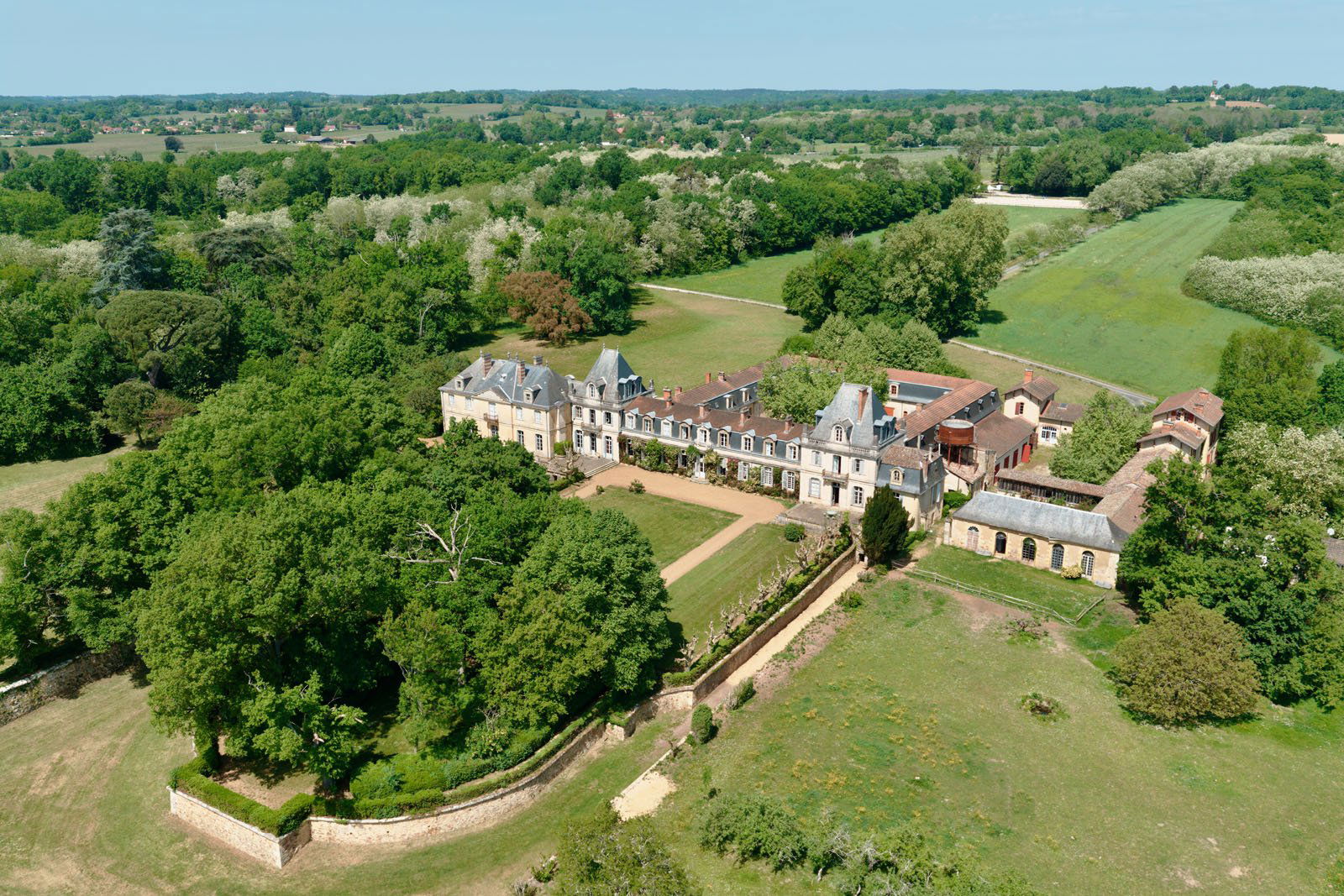 Château Bernadotte, Winery in Saint Sauveur
