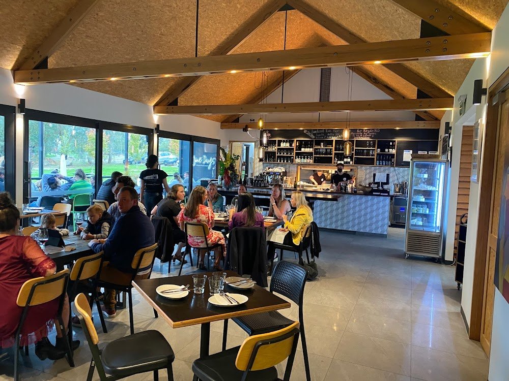 Cannibal Creek Vineyard, Tynong, Australia