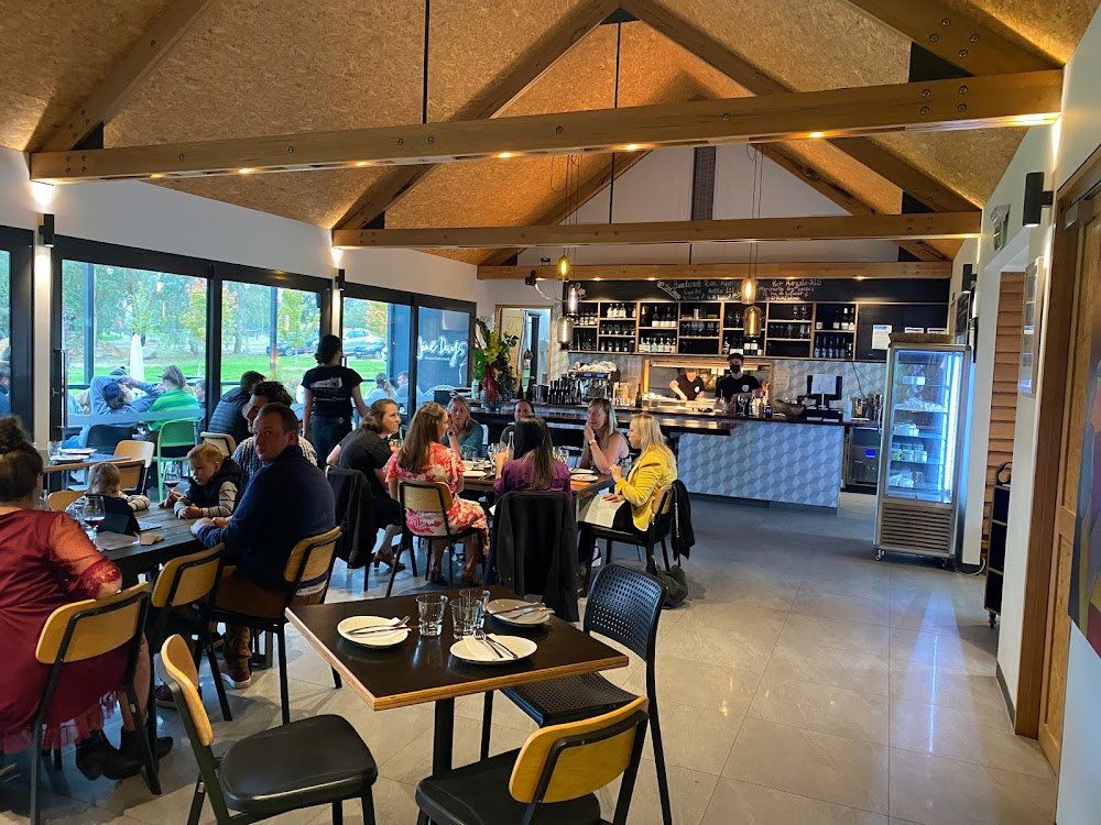 Cannibal Creek Vineyard, Winery in Tynong