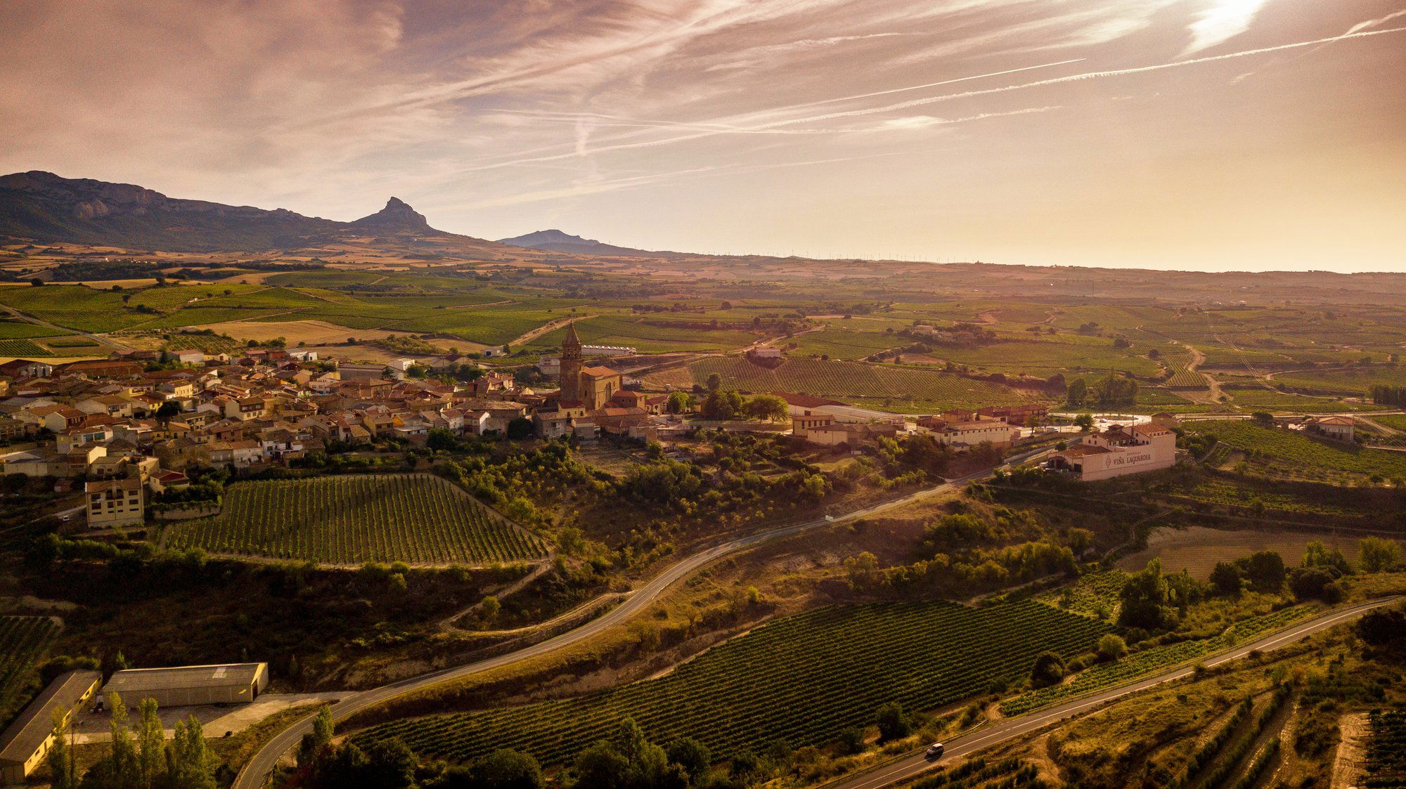 Bodegas Larchago, Winery in Lapuebla De Labarca