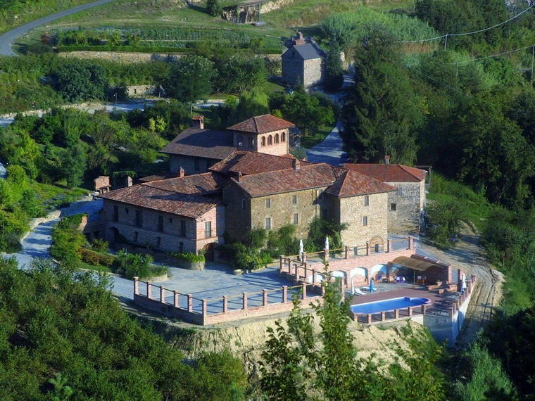 Az. Agr. Patrone Elena, Cortemilia, Italy