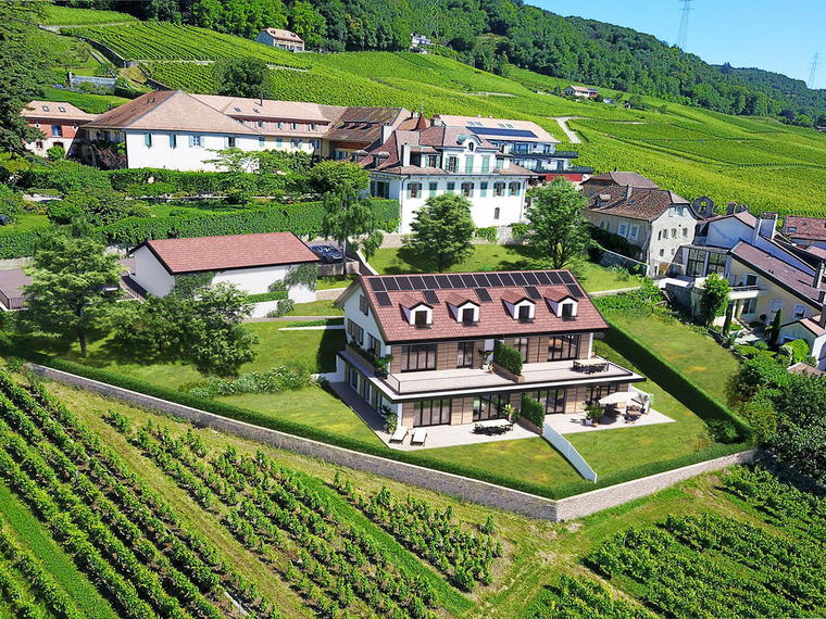 Château de Vinzel, Vinzel, Switzerland