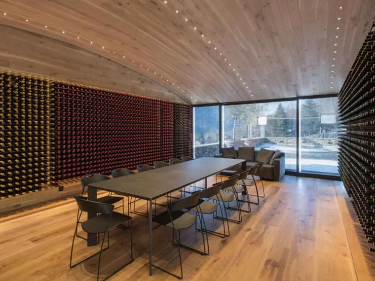 Cantine Latini, Tremona, Switzerland