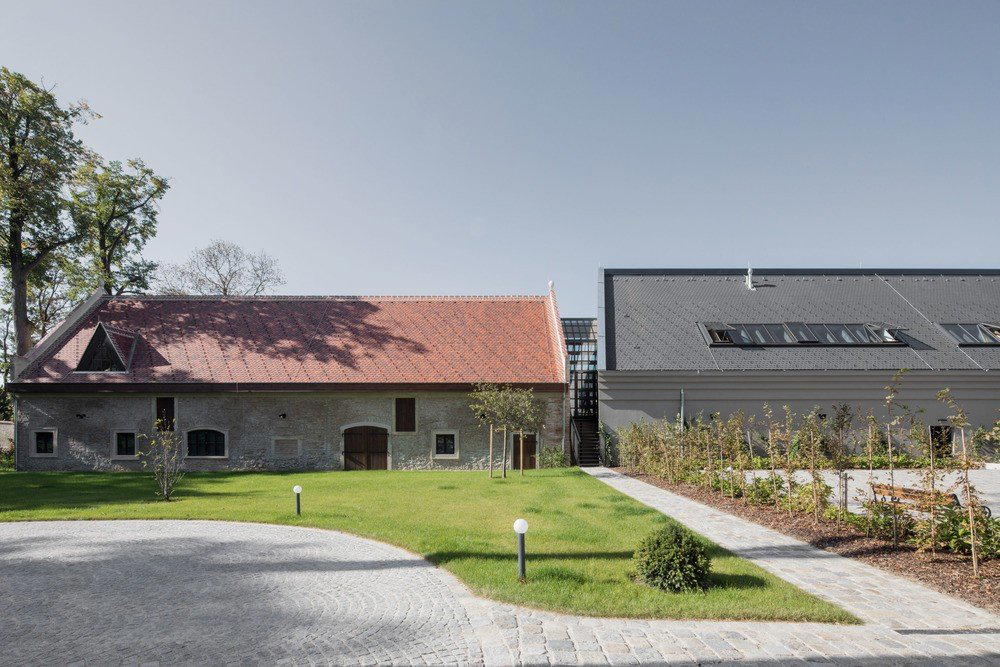 Weinmanufaktur Clemens Strobl winery in Kirchberg am Wagram