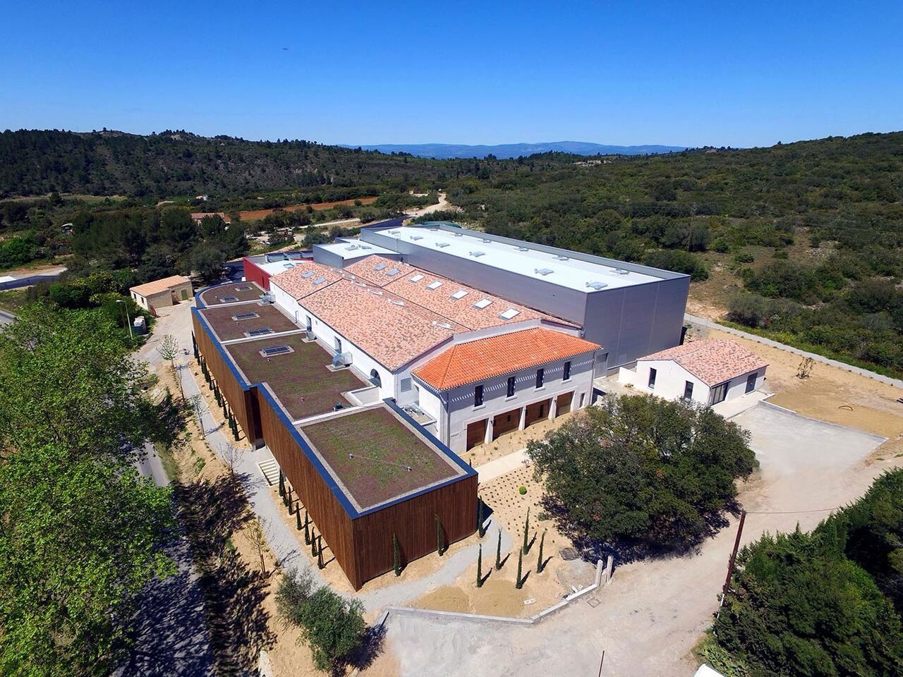 Badet Clement & Co., Winery in Monze