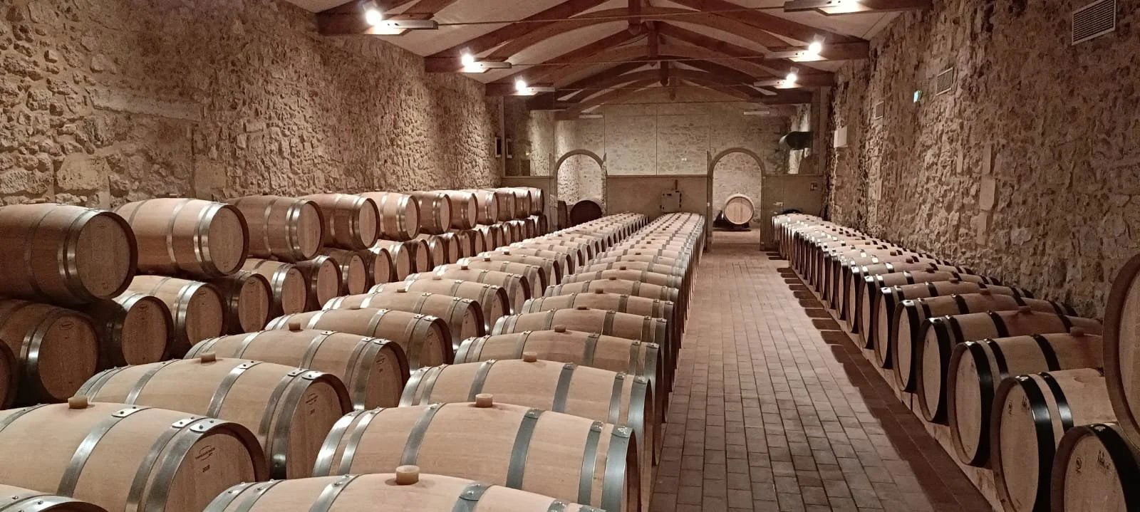 Grand Enclos du Château de Cérons, Winery in Cerons
