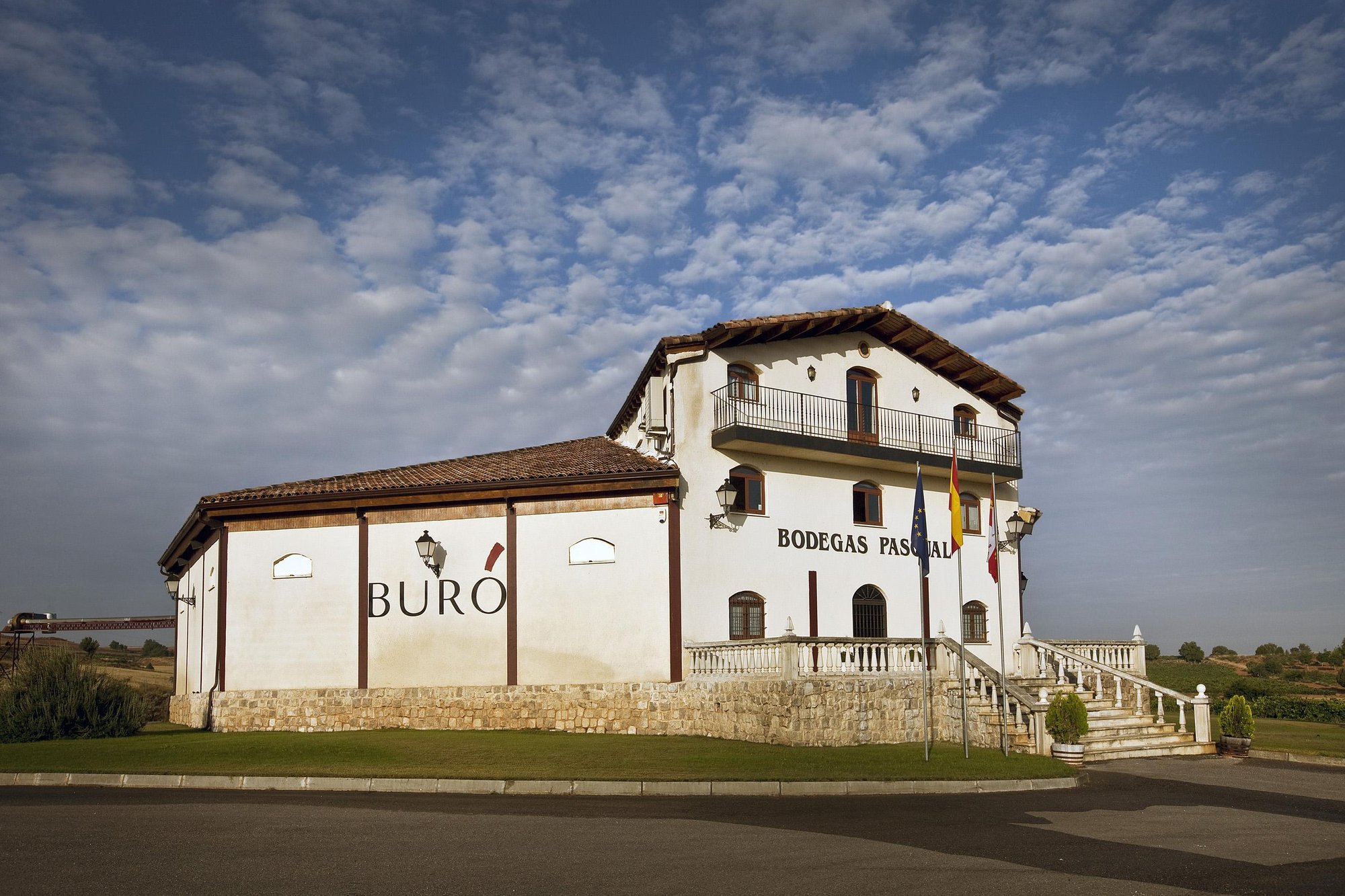 Bodegas Pascual, Fuentelcesped, Spain