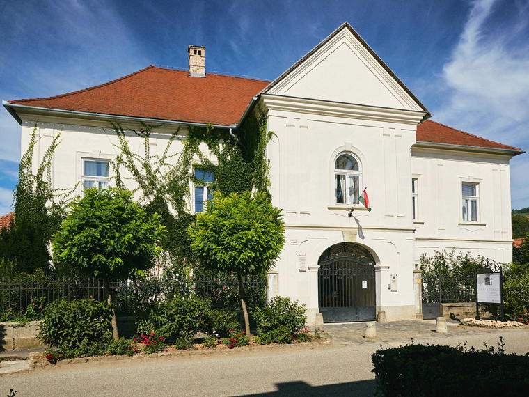 Barta Pince, Mád, Hungary